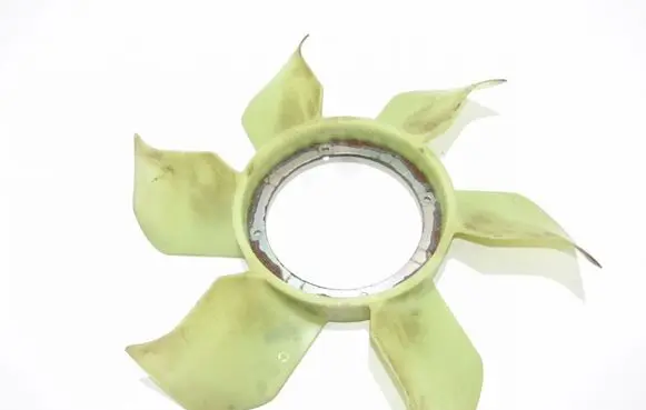 Mitsubishi L200 Fan impeller Nėra
