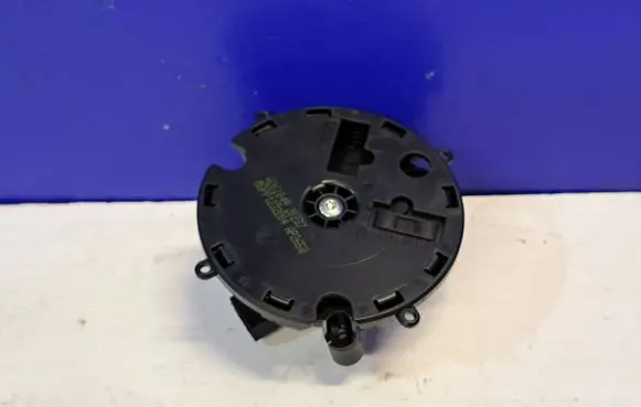 Volvo XC90 Wing mirror control module 31402432 A261049