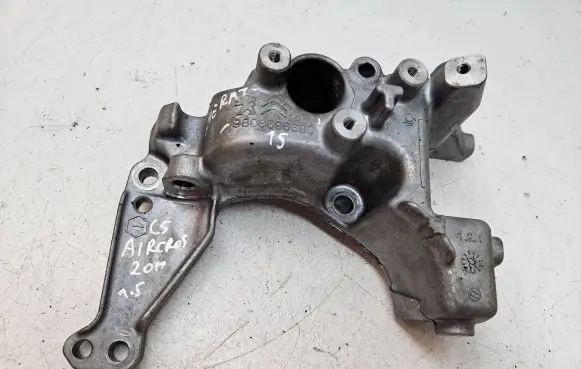 Generator/alternator bracket
