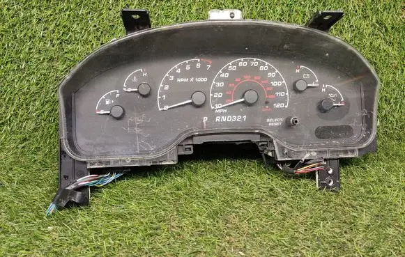 Ford Explorer Speedometer (instrument cluster) 1L2F10894AD