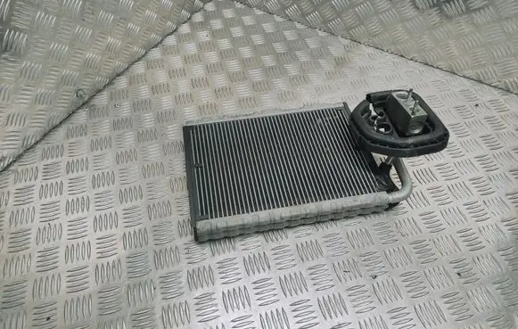 Mercedes-Benz GLK (X204) Air conditioning (A/C) radiator (interior) 2128300284