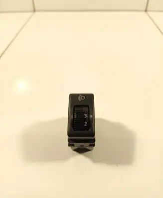 Nissan X-Trail T30 Headlight level height control switch NILES