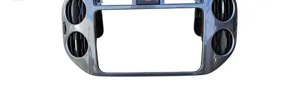 Volkswagen Tiguan Radio/GPS head unit trim 5N0858071E