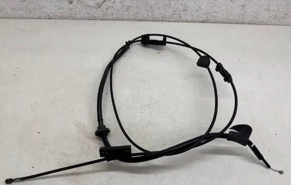 Volvo XC70 Engine bonnet/hood lock release cable 31250217