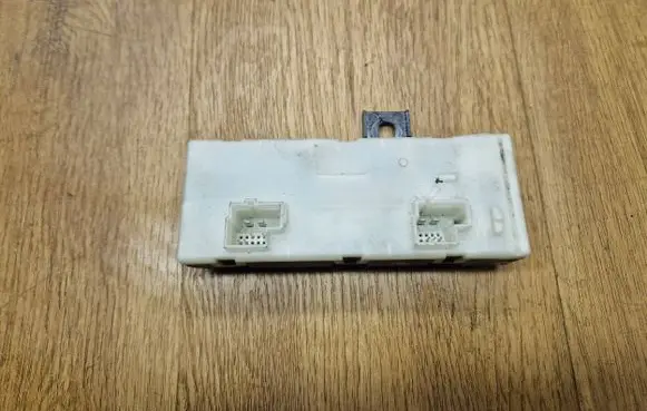 Mercedes-Benz E W213 Tailgate/trunk control unit/module A2139000814 A2C7426350800 03588902