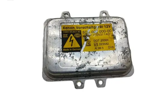 BMW 5 E60 E61 Headlight ballast module Xenon 5DV00900000