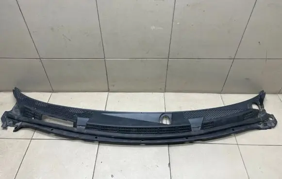 Wiper trim