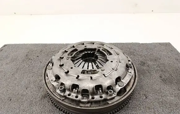 BMW 3 F30 F35 F31 Clutch set kit 7638349