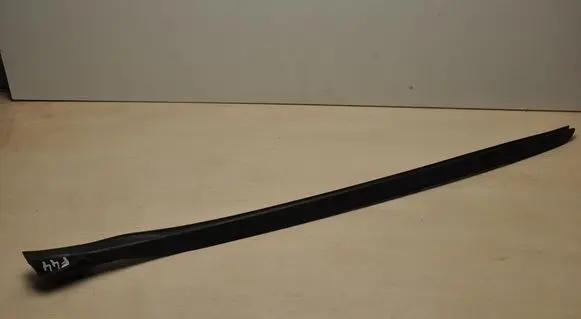 BMW 2 F44 Windshield trim 7475979