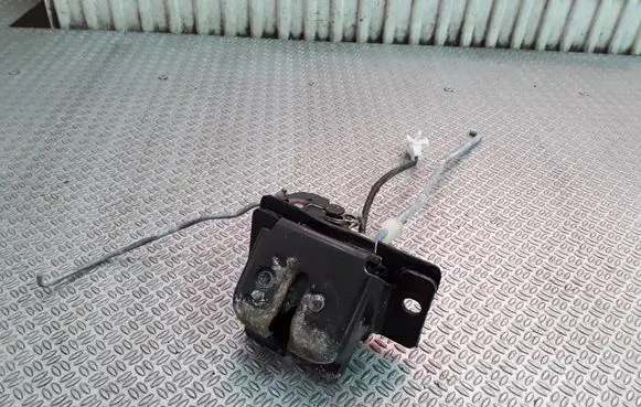KIA Sorento Tailgate/trunk/boot lock/catch/latch