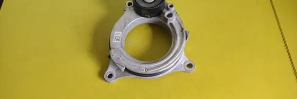 BMW X1 F48 F49 Generator/alternator belt tensioner 8580360 11288580360