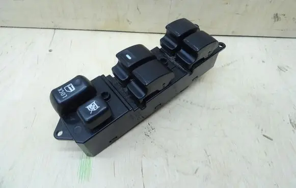 Citroen C-Crosser Quarter vent window switch 8608A147