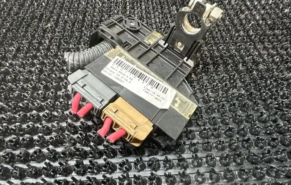 Renault Koleos II Fuse module 240114482R