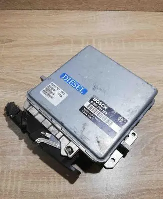 BMW 5 E34 Engine control unit/module ECU 0281001183 2244734
