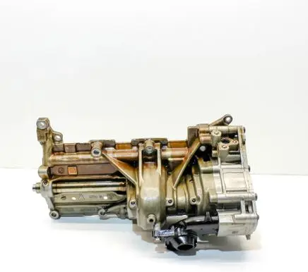 BMW 3 F30 F35 F31 Oil pump 7610378