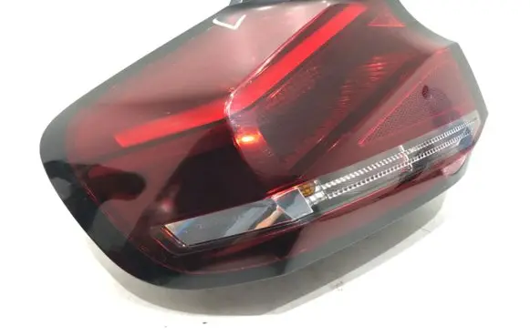 Citroen C4 III e-C4 Rear/tail lights 9831100280