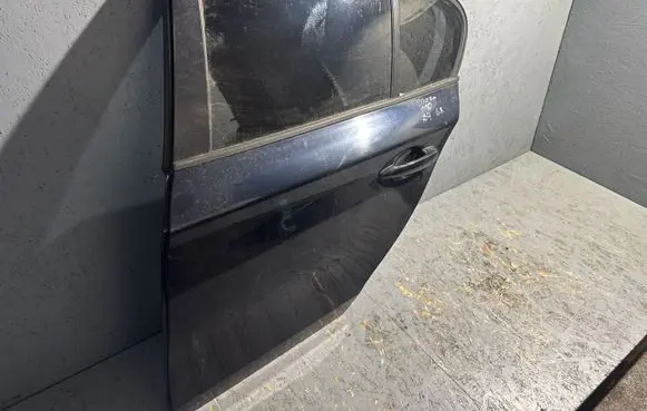 BMW 1 E81 E87 Rear door 
