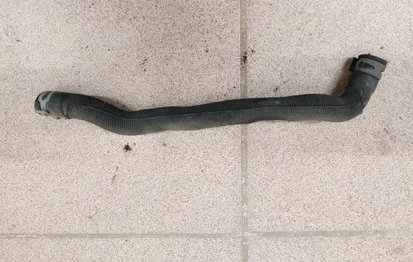Mercedes-Benz A W169 Engine coolant pipe/hose A6400100782