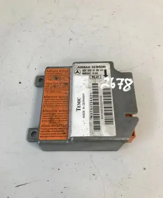 Mercedes-Benz E W210 Airbag control unit/module 0018202126