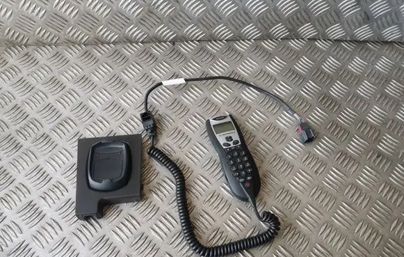 Jaguar XJ X308 Phone LNG7313AE GJE8571AA