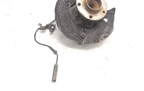 BMW 1 E81 E87 Front wheel hub spindle knuckle 6764443