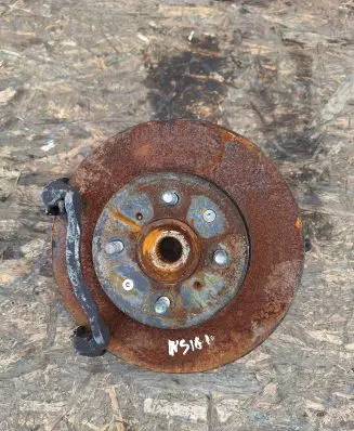 Honda Insight Front wheel hub spindle knuckle