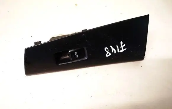 Toyota Corolla E120 E130 Electric window control switch 8403012010 84030-12010