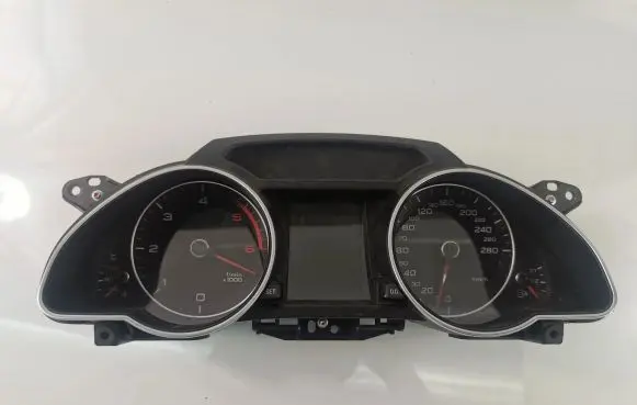 Audi A5 Sportback 8TA Speedometer (instrument cluster) 8T0920932J