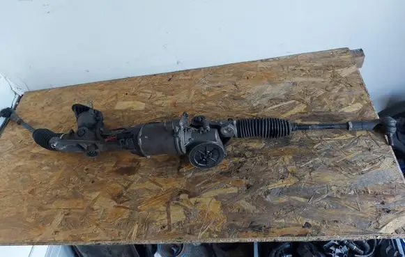 Volkswagen Golf VII Steering rack 5Q1423051R