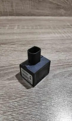 Volvo S80 Airbag deployment crash/impact sensor 9162743 10098000441