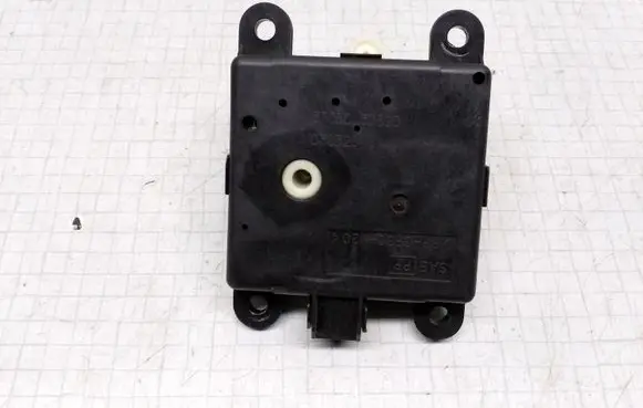 Nissan Primera Air flap motor/actuator 3T05030820