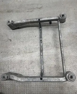 Volvo XC90 Front passenger seat console base 31379532