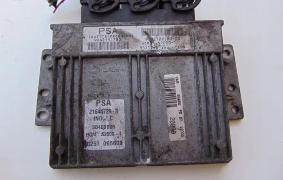 Citroen Xsara Picasso Engine control unit/module 9642191780