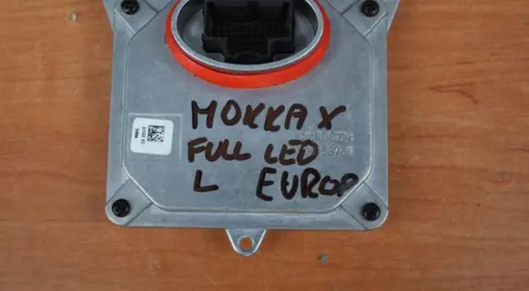 Opel Mokka X LED ballast control module 00158765
