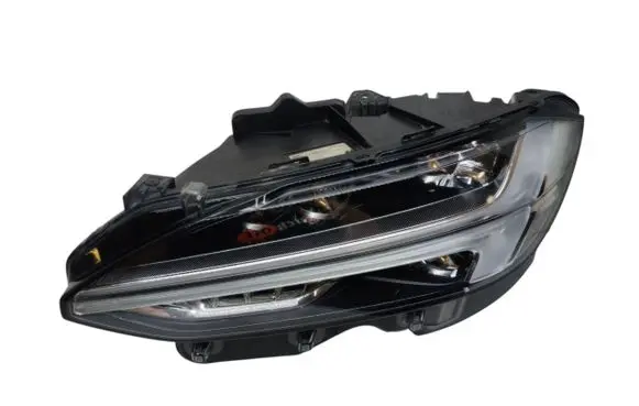Volvo S90, V90 Headlight/headlamp 31468900