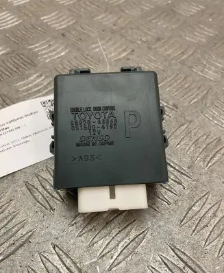 Toyota Land Cruiser (J150) Door control unit/module 8597060060