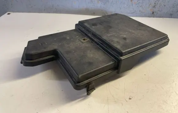 Renault Megane IV Fuse box cover 243127929R