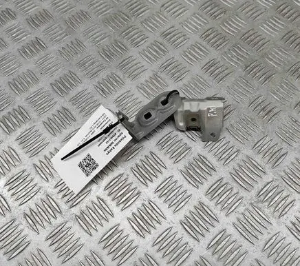 BMW 6 F12 F13 Fender mounting bracket 7230579 7230581