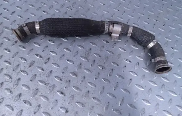 Land Rover Defender EGR valve line/pipe/hose K6D39F468AG LR140363
