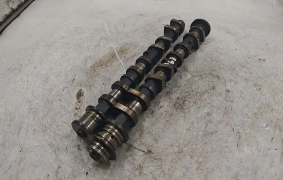 Toyota Yaris Camshaft