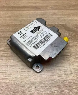 Opel Omega B1 Airbag control unit/module 90565938 5WK4186 DCUsed