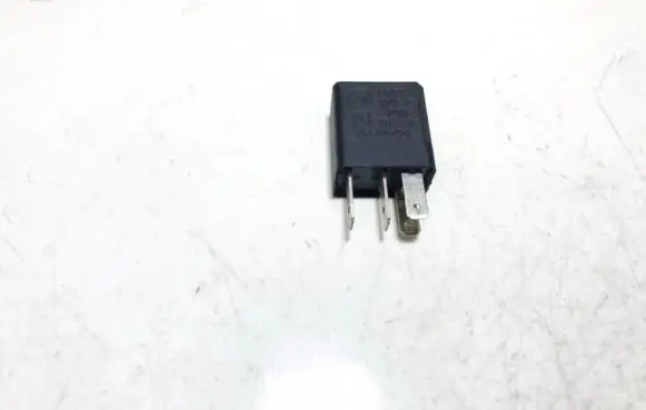 Fiat Punto (188) Other relay 46520421 70230