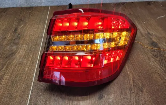 Mercedes-Benz E W212 Rear/tail lights 2128204064 007051201 89092821