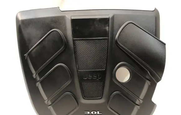 Jeep Cherokee Engine cover (trim)