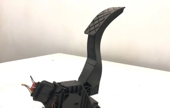 Volkswagen PASSAT B8 Accelerator throttle pedal 5Q1723503K