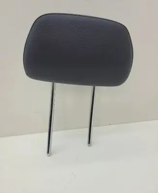 Mercedes-Benz C W204 Rear seat headrest 11137
