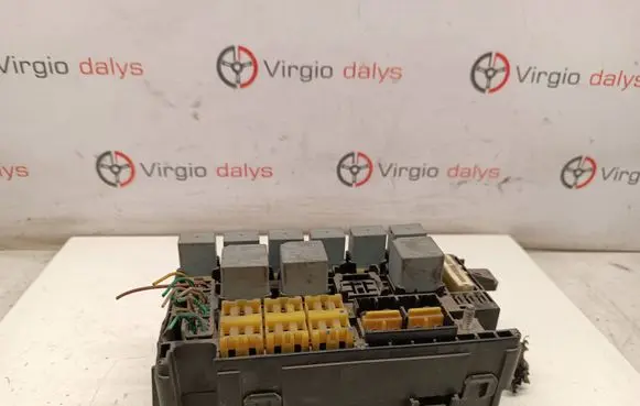 Chevrolet Kalos Fuse box set 9619187