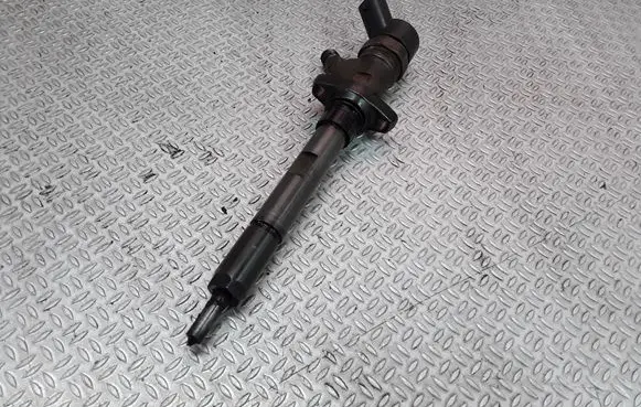 Peugeot 607 Fuel injector 0445110036 9637277980