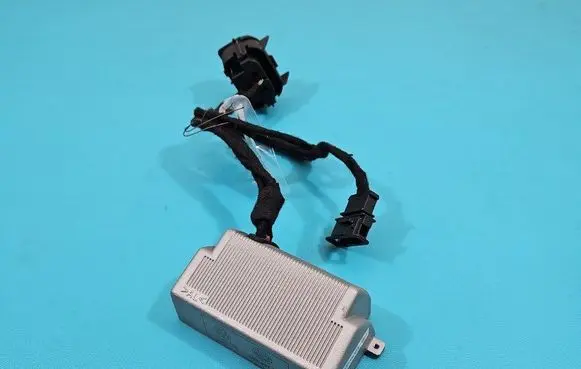 Voltage converter inverter
