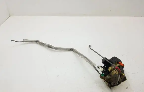 Chrysler 300 - 300C Front door lock